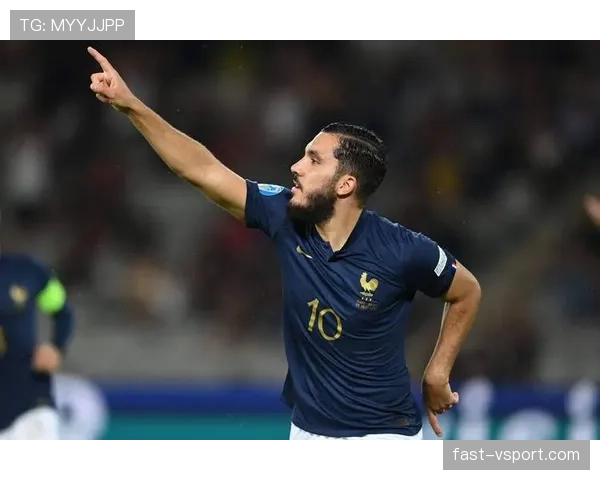 奥利塞与杜埃：技术型新星的进攻效率瓶颈与战术适配逻辑差异